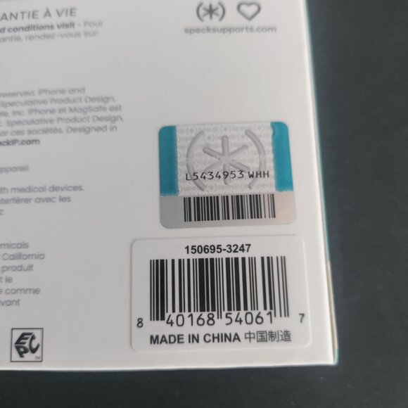 NEW iPhone 16 Speck CandyShell Grip Case - Picture 3 of 3